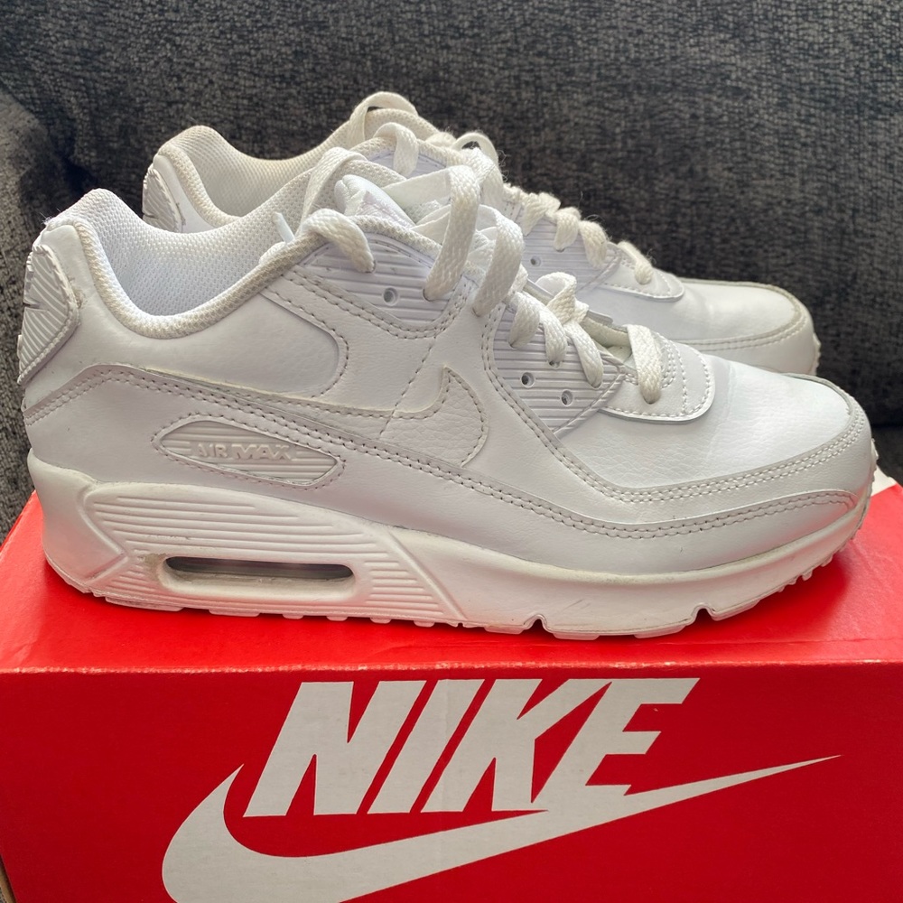 Nike Air Max 90- Grade School